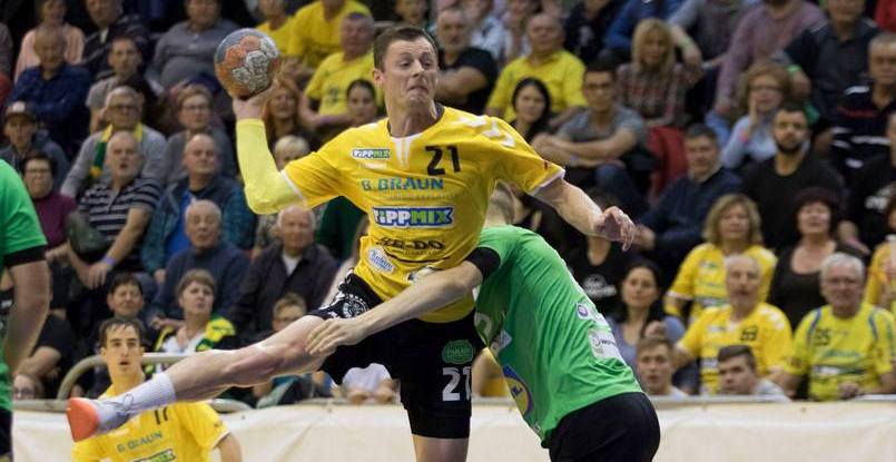 Венгрия. В мужском чемпионате "Дьендьеш" сыграл вничью с "Комло". "Будакалаш" победил в "Вац"