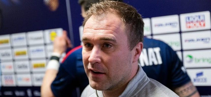 Кадровый слух. 38-летний рулевой шведского "Севехофа" Микаэль Апельгрен может возглавить мужскую сборную Исландии