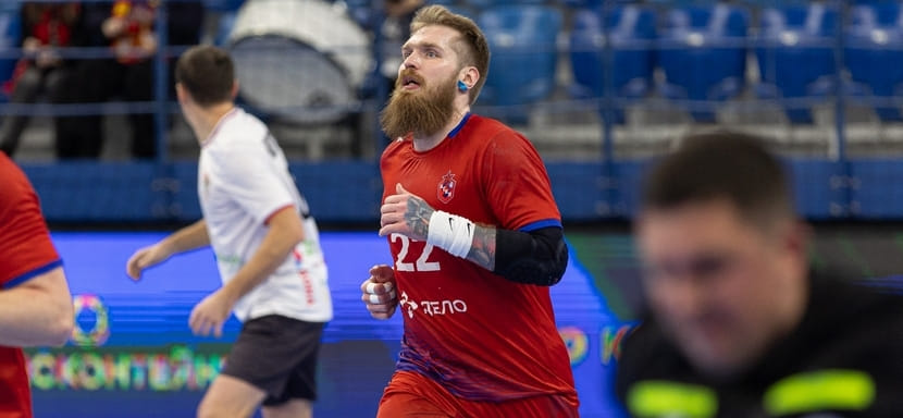 Линейный Вячеслав Касаткин признан лучшим игроком ЦСКА в январе