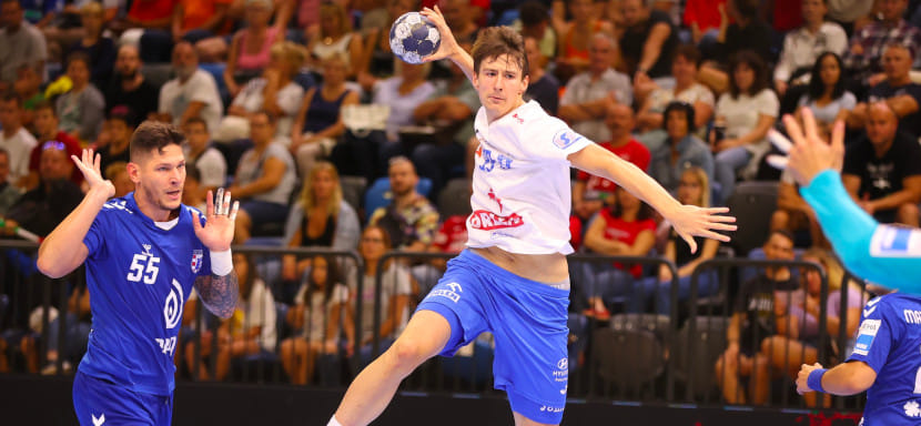 Турнир в Татабанье. В споре за 3-е место международного соревнования "Висла" Житникова и Косоротова нанесла поражение "Загребу"