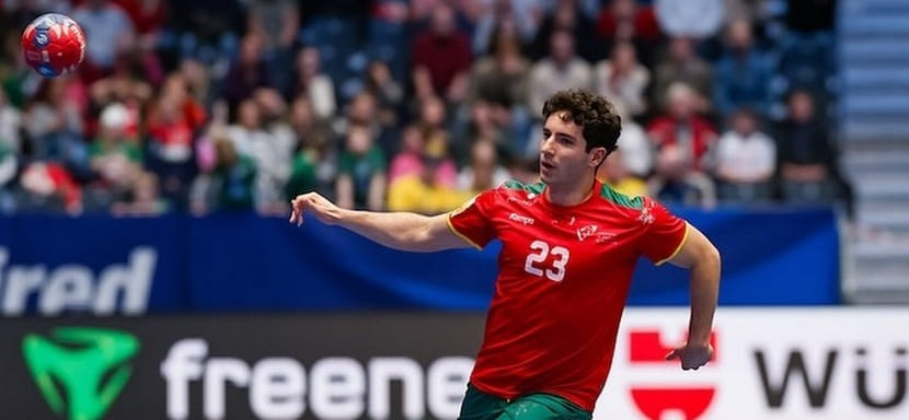 Сборная Португалии была сильнее команды Испании. Португальцы впервые в истории завоевали путёвку в 1/4 финала чемпионата мира