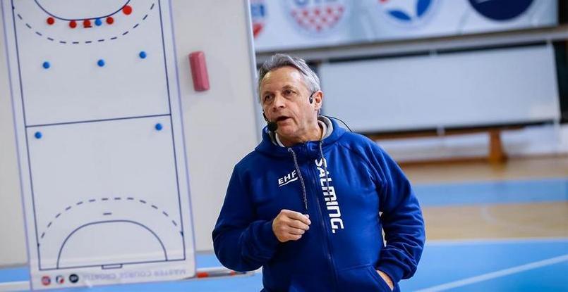 Федерация гандбола России и ЕГФ проведут в Москве курсы для тренеров Master Coach: два этапа по 10 дней в декабре и июне. Можно заявляться!