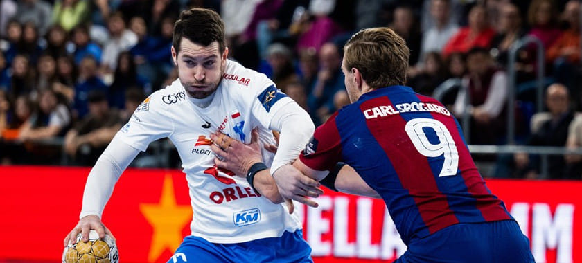 Лига чемпионов. "Барселона" дома обыграла "Вислу" без Житникова, но с Самойло, "Монпелье" в гостях оказался сильнее "Порту"