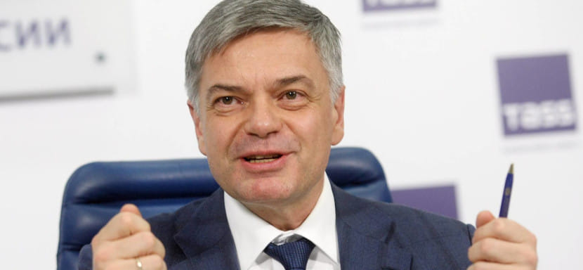 Президент ФГР Сергей  Шишкарёв стал инвестором футбольного "Черноморца". Недавно была презентована гандбольная команда из Новороссийска