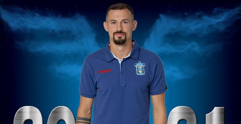 Суперлига. Олег Кривенко и Антон Волков продлили контракты со ставропольским "Виктором" на следующий сезон