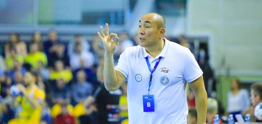 Лига чемпионов. Талант Дуйшебаев: "Преимуществом "Вардара" остаются фантастические болельщики — без зрителей наши шансы увеличиваются"