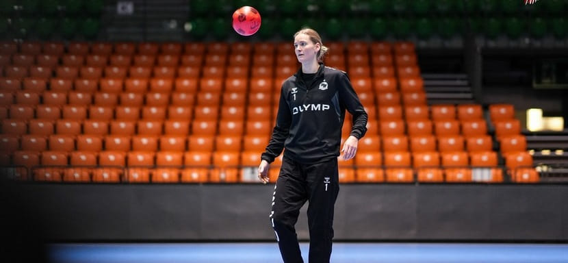 Юханна Бундсен из "Людвигсбурга" совершила лучшее вратарское спасение в 13-м туре Лиги чемпионов