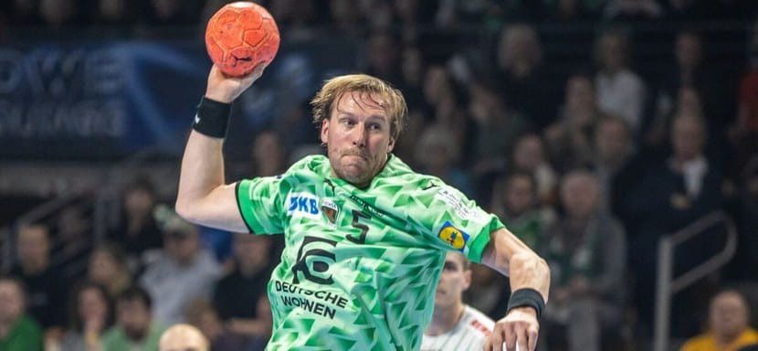 Бундеслига. 32-летний линейный сборной Швеции Макс Дарь продлил контракт с "Берлином", за который играет с 2022 года