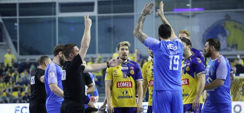 Польша. Сегодня на матче мужского чемпионата "Висла" — "Азоты" впервые будет протестирована система ВАР