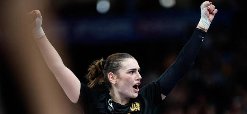 Черногорки с победы стартовали в основном раунде чемпионата мира-2025, команда Аргентины преодолела предварительную стадию