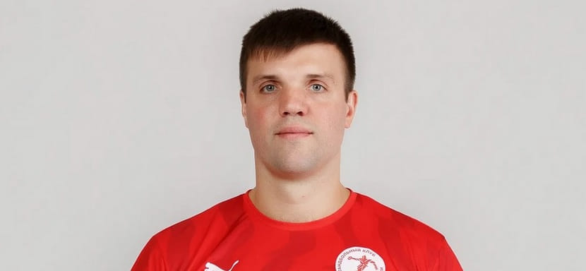 Суперлига. "Донские Казаки"-ЮФУ продлили контракт с линейным Павлом Максимовым. 33-летний гандболист проведет в Таганроге третий сезон