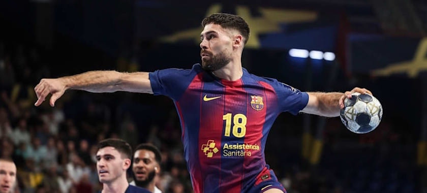 Словенский универсал "Барселоны" Блаж Янц может вернуться в "Кельце" или перейти в плоцкую "Вислу". Контракт с "сине-гранатовыми" — до 2028 года