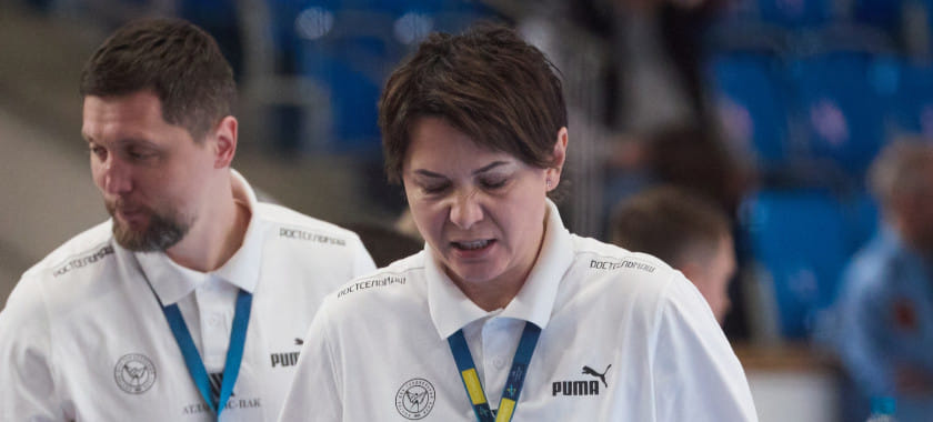 Матч с "Астраханочкой" стал для Ирины Дибировой сотым в Суперлиге. Рулевая "Ростова" — третья женщина-тренер, достигшая этой отметки