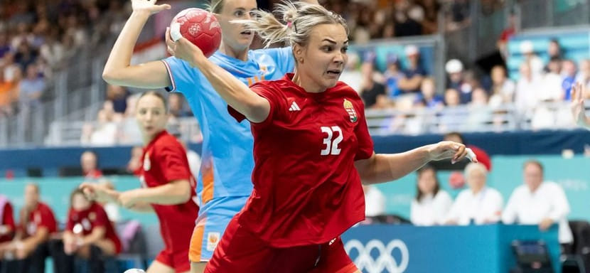 Линейная сборной Венгрии Ноэми Пастор официально стала игроком сильнейшего клуба Румынии "Бухареста"