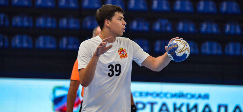 Всероссийская Спартакиада. Илья Дёмин: "Ездил в Подольск на автобусе с родной астраханской командой"