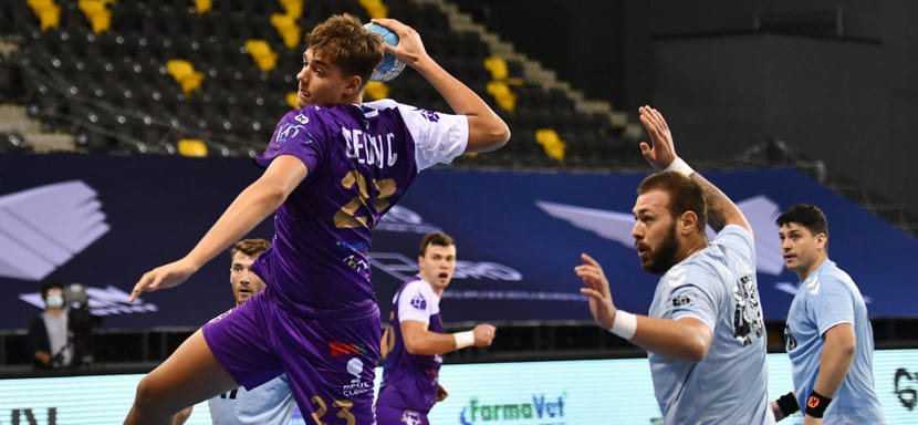 Румыния. Кэлин Деду, 18-летний сын президента местной федерации Александру Деду, перешел из "Политехники" в бухарестское "Динамо"