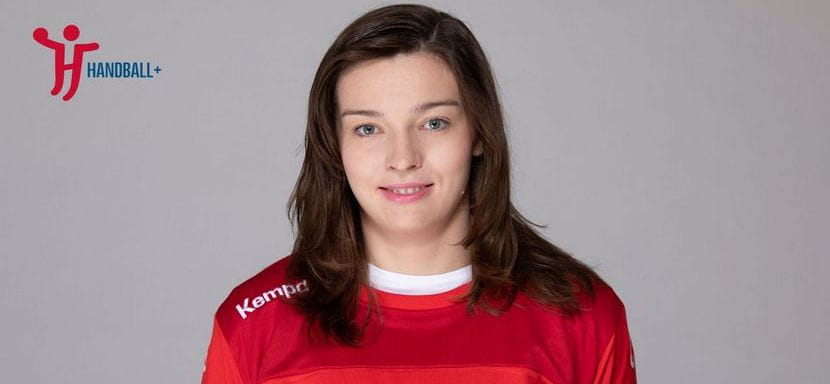 ЧЕ-2020. Голкипер сборной Чехии Луцие Сатрапова, скорее всего, пропустит турнир из-за травмы колена. У нее подозрение на разрыв "крестов"