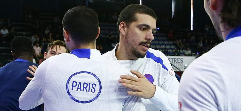 "Пари Сен-Жермен" и "Нант" выиграли воскресные матчи в мужском чемпионате Франции