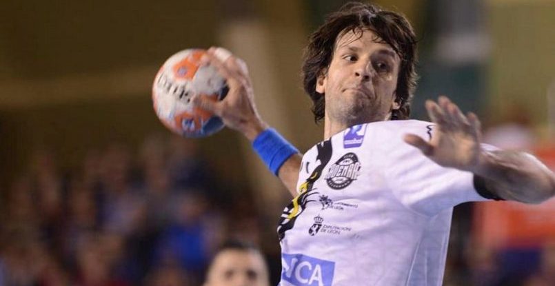 Испания. Капитан сборной Аргентины Гонсало Кару стал игроком "Сагунто"