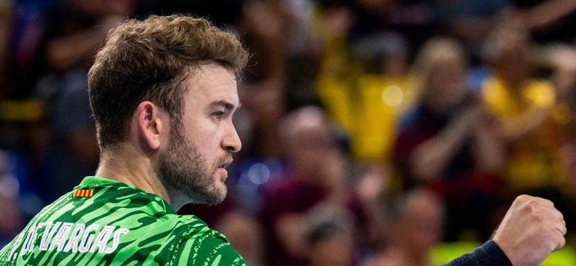 Голкипер сборной Испании и "Барселоны" Гонсало Перес де Варгас выбыл из строя на длительный срок из разрыва "крестов"