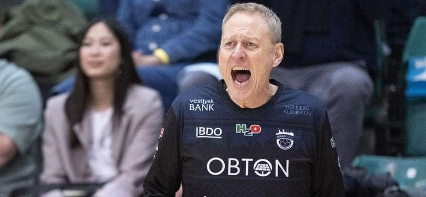 Дания. Источник: главный тренер "Орхуса" Хейне Эриксен отстранён от работы с женской командой
