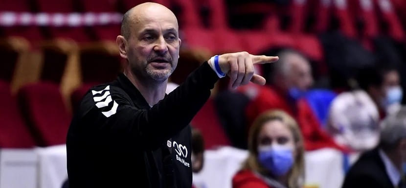 Румыния. Костикэ Бучески сменил Невена Хрупеца у руля "Дунэри" белоруски Марии Коновал