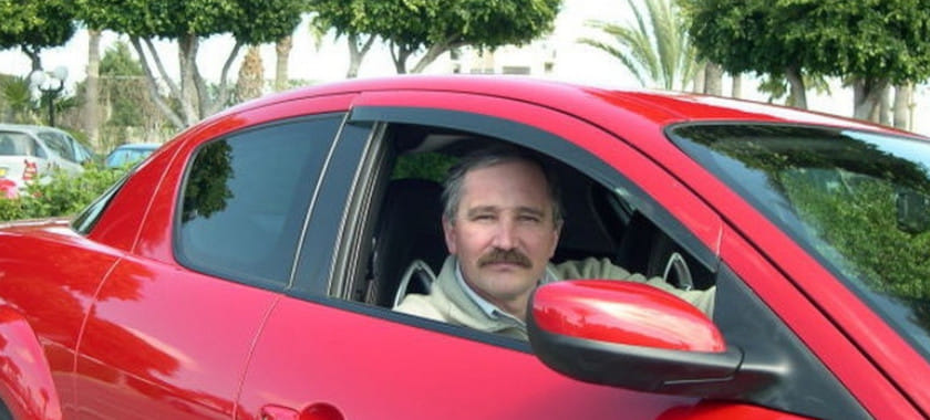 Первая лига. 11-кратный победитель чемпионата Кипра в качестве тренера "Строволю" Николай Дрепенкин вошёл в штаб "Дворца"