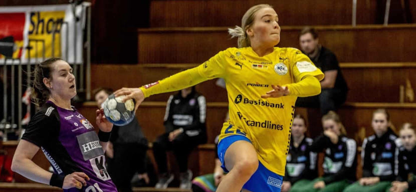 Дания. Официально. Левая крайняя Лерке Нольсе Педерсен продолжит карьеру в "Нюкёбинге", за который выступала с 2016 по 2021 год