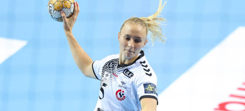 Лига чемпионов. "Мец" не испытал проблем в гостевой встрече с "Кримом", "Эсбьерг" оказался сильнее "Икаста" в датском дерби