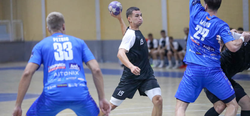 "Балатонфюред", "Бутел", "Слога", "Фёслау" и "Эш" одержали победы в стартовых матчах нового розыгрыша мужского Кубка ЕГФ