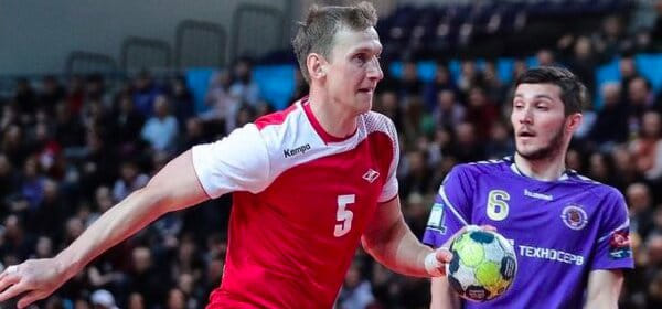 Венгрия. Российский правый полусредний Алексей Песков, покинувший "Таганрог"-ЮФУ, стал игроком "Орошхазы"