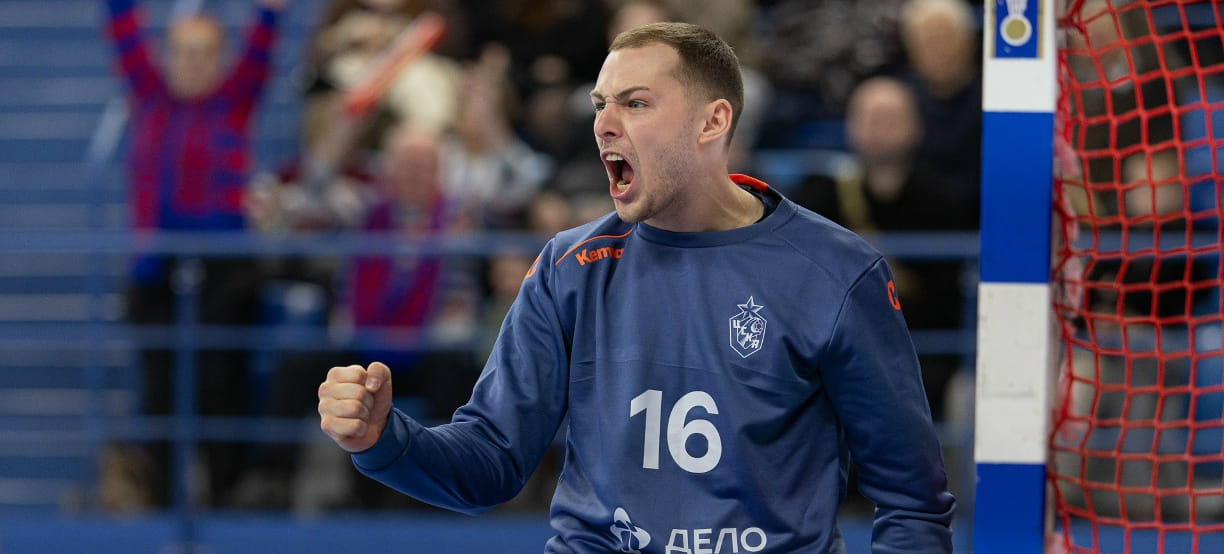 Лучший в январе-феврале Дмитрий Холмов: "За кого бы голосовал сам? За Славу Касаткина!"