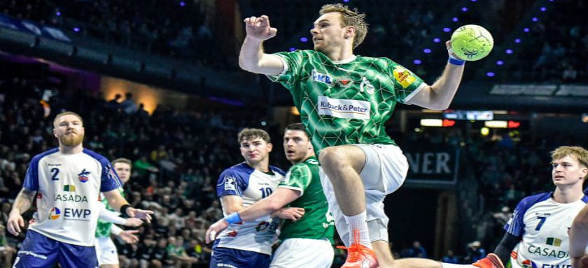 В мужской бундеслиге сыграно пять матчей, ближайшие преследователи лидера чемпионата "Мельзунгена" одержали победы