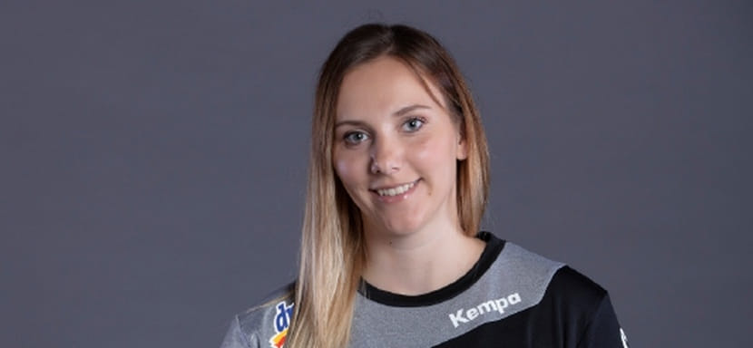 Турция. Вратарь сборной Словении Амра Панджич продлила контракт с "Кастамону"