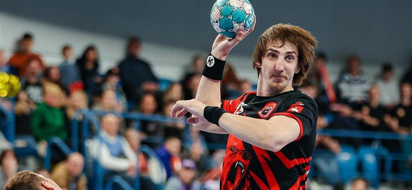 Россия. Белорусский полусредний "Пермских медведей" Виктор Зайцев дисквалифицирован на одну игру Кубка и получил денежный штраф