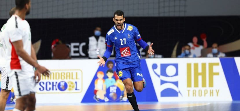 ЧМ-2021. Сборная Франции с перевесом в два мяча обыграла исландцев и близка к выходу в плей-офф