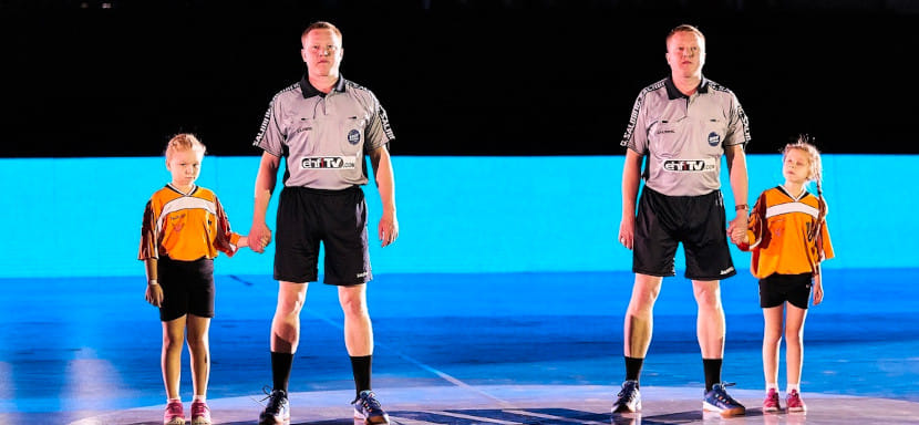 ЧЕ-2022. Менее чем за неделю до старта турнира объявлено о замене арбитров. В число судей вошли братья из Молдовы Алексей и Игорь Ковальчуки