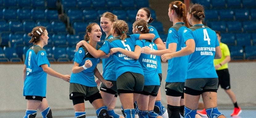 Спартакиада учащихся. Победителем турнира среди девушек в астраханском СК "Звёздный" стала команда Волгоградской области