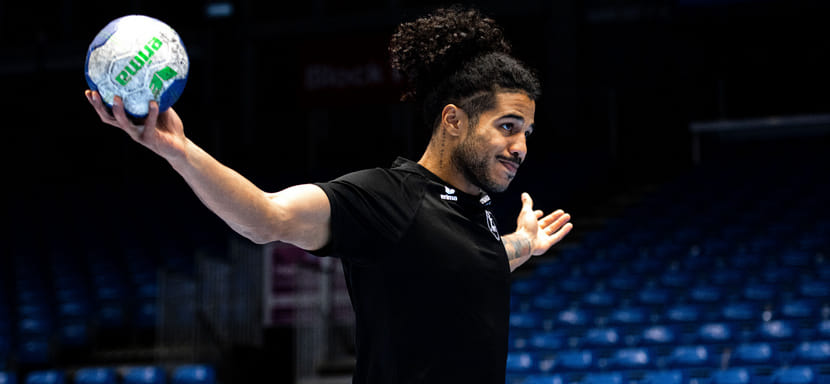 Бундеслига. Левый полусредний сборной Португалии и "Мельзунгена" Андре Гомеш выбыл на шесть недель из-за травмы руки