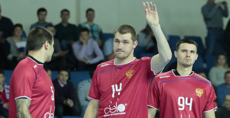 Дмитрий Санталов: "Стулья в раздевалке после матча не летали"