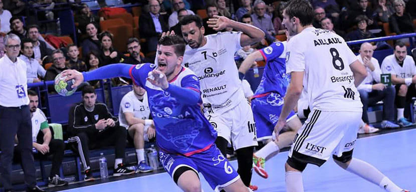 Румыния. Черногорский линейный Адмир Пелидия стал игроком "Бузэу"