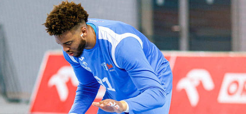 Польша. Французский линейный Жереми Тото продлил контракт с "Вислой"