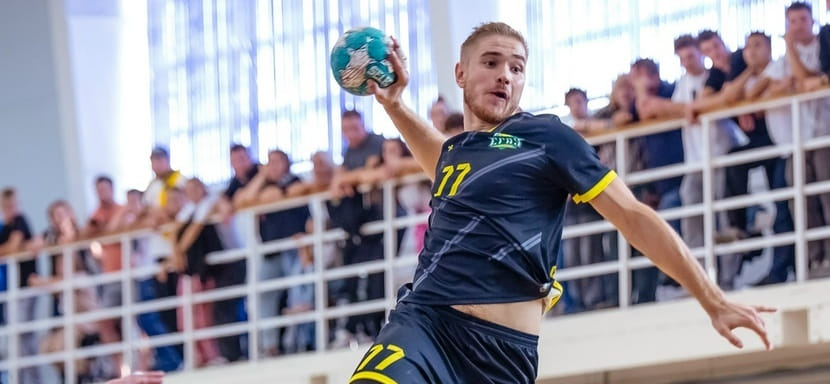 Игорь Кожедуб: "Сейчас остановился на №77. В нумерологии это число считается сильным и духовно значимым"