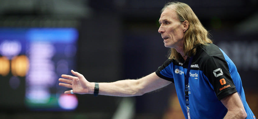 Шведский рулевой сборной Нидерландов Стаффан Олссон продолжит руководить командой до сентября 2026 года