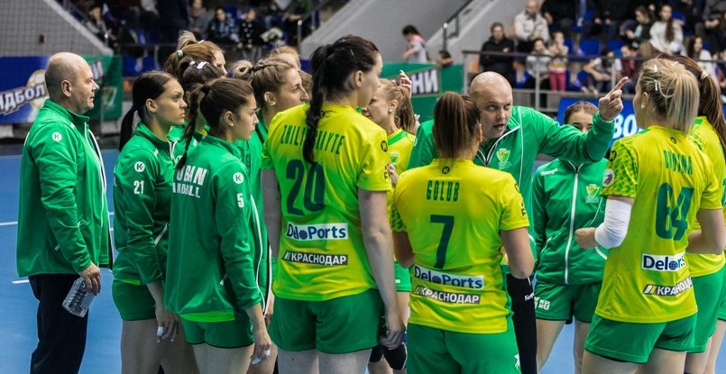 Женский Кубок ЕГФ. Денис Сайфулин: "Команда молчала. Не было ни подсказок, ни разговоров на площадке"