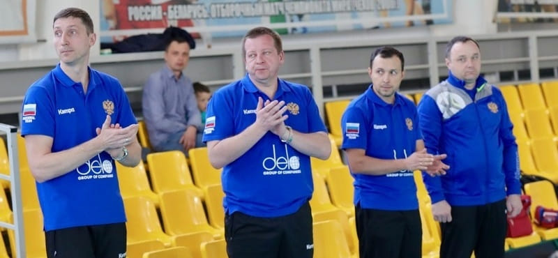 На другом месте в другой час. Зимний полдень для младших сборных России