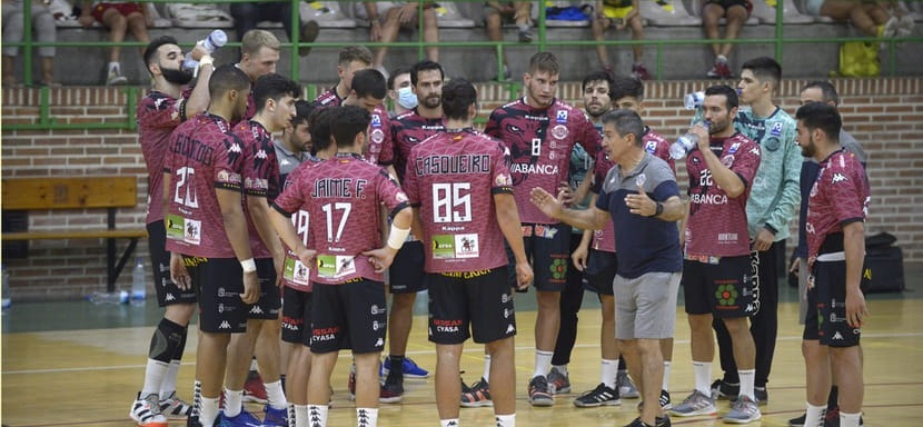 Товарищеский матч. Первый спарринг между "Адемаром" и "Порту" завершился вничью