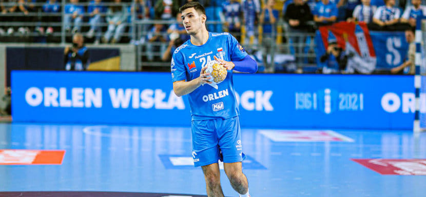 Венгрия. "Веспрем" продлил контракт с 20-летним разыгрывающим Гергё Фазекашем и ещё на год оставил его в аренде в "Висле"