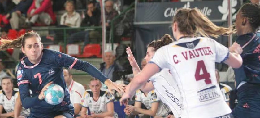 Франция. Шесть голов Валерии Масловой помогли "Бресту" обыграть "Ниццу". "Нант" уступил "Пари-92" и пропустил столичную команду в топ-3