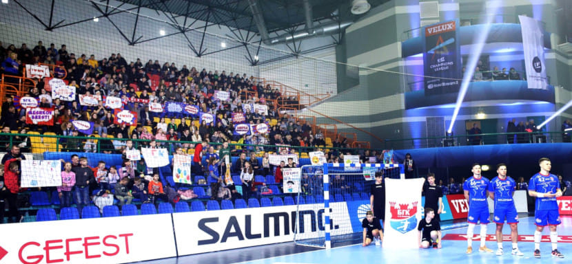 Лига чемпионов. Новые правила ЕГФ: клуб-хозяин должен предоставить болельщикам гостевой команды 50 билетов ценой в один евро